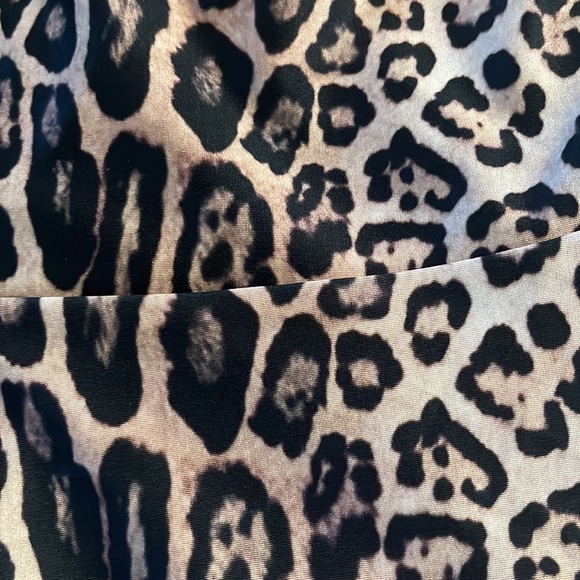 Leopard print bike shorts - Picture 2 of 3